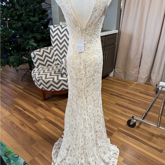 Lulu's Cream Lace Detail Dress - Picture 3 of 6